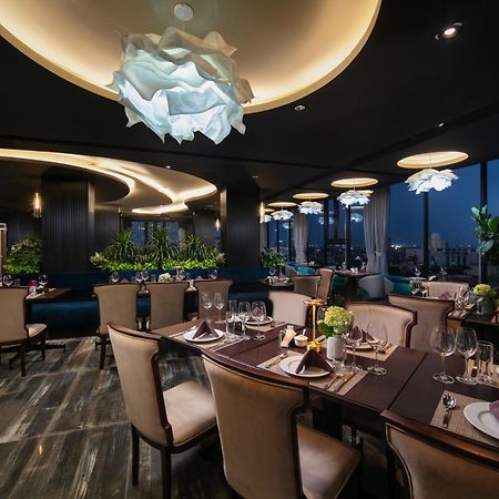 May De Ville Corner Hotel Hanoi Exterior photo