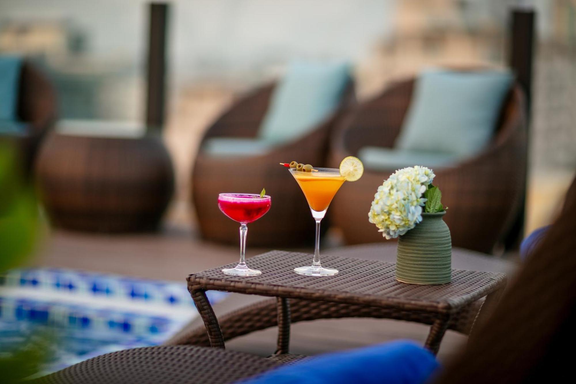 May De Ville Corner Hotel Hanoi Exterior photo