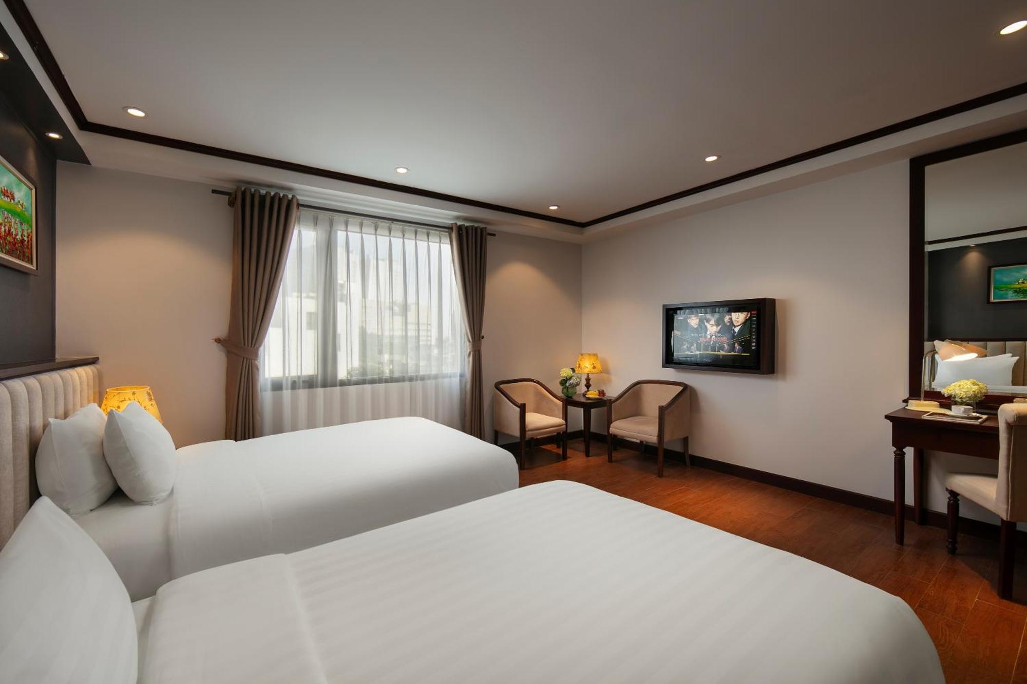 May De Ville Corner Hotel Hanoi Exterior photo