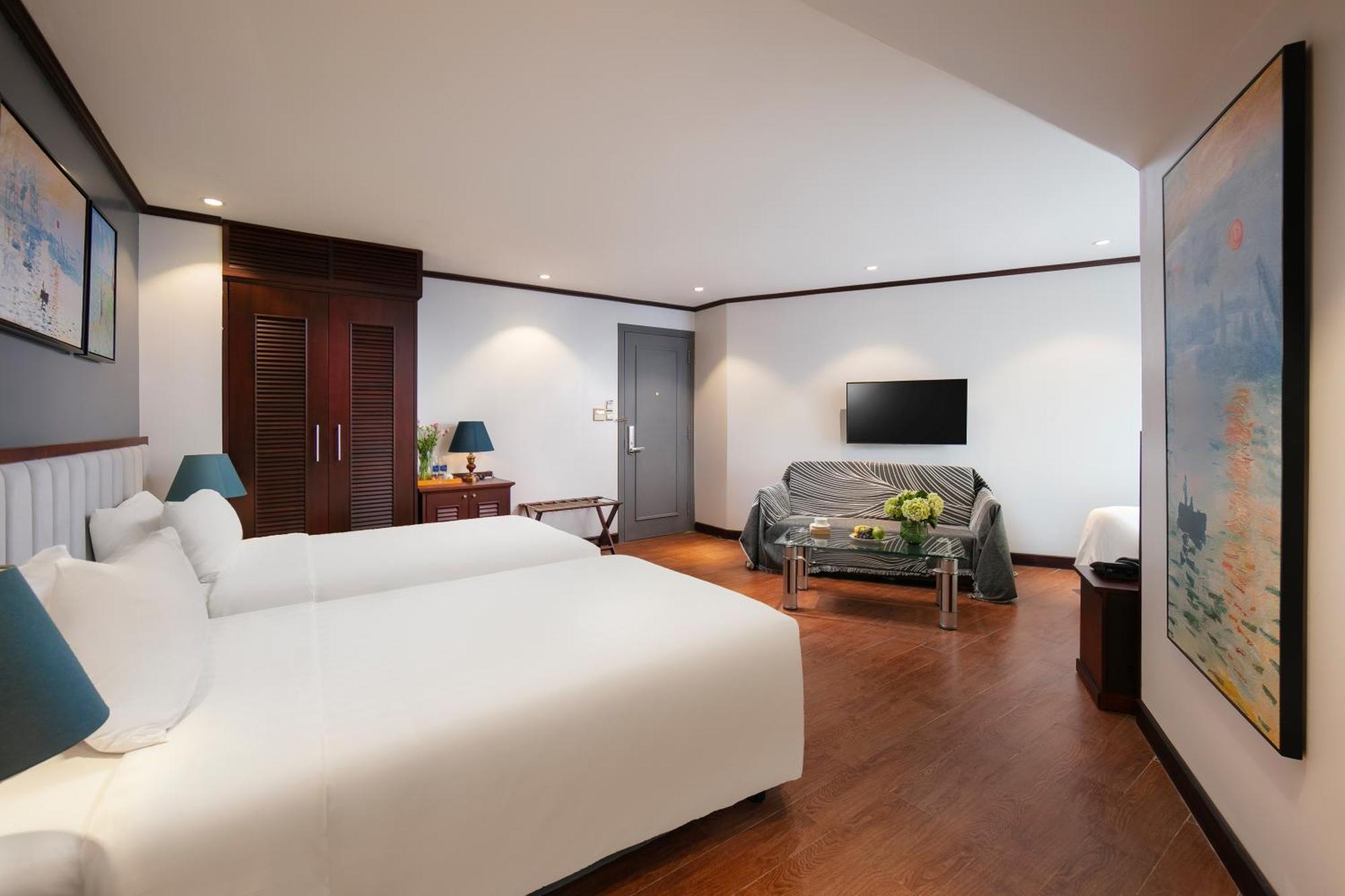 May De Ville Corner Hotel Hanoi Exterior photo