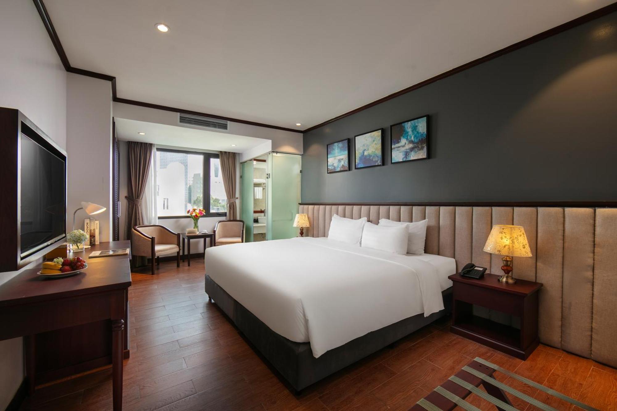 May De Ville Corner Hotel Hanoi Exterior photo